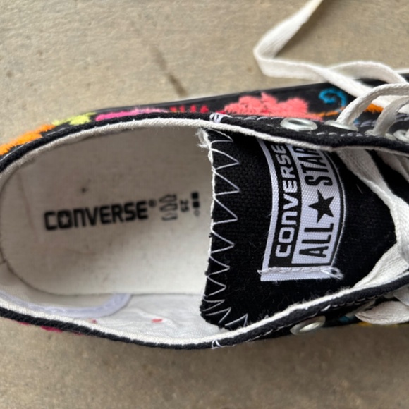 Mexican Embroidered Converse Size 8.5 Never Worn - Picture 8 of 8